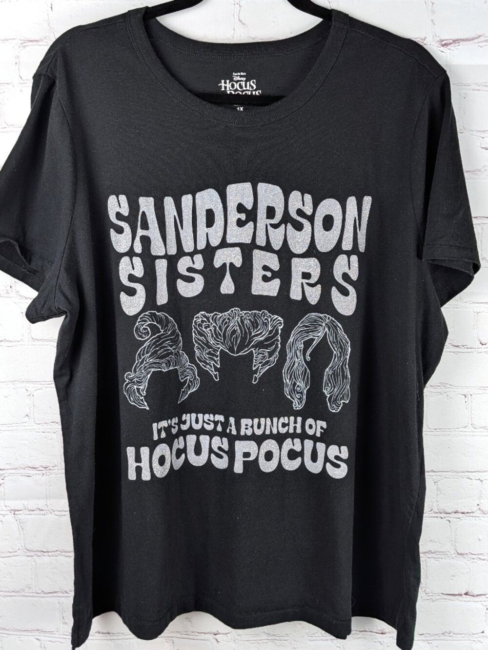 Disney Hocus Pocus Sanderson Sisters Glitter Tee 1X - Picture 1 of 5